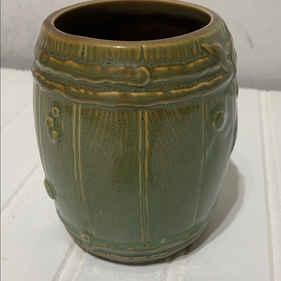 Disney Trader Sams Enchanted Tiki Bar 1st Edition Ceramic Barrel Tiki Mug - Picture 3 of 9